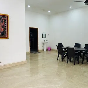 Jamuna Kunj Varanasi